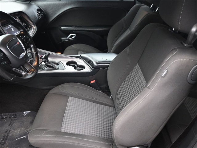 2023 Dodge Challenger SXT AWD photo 6