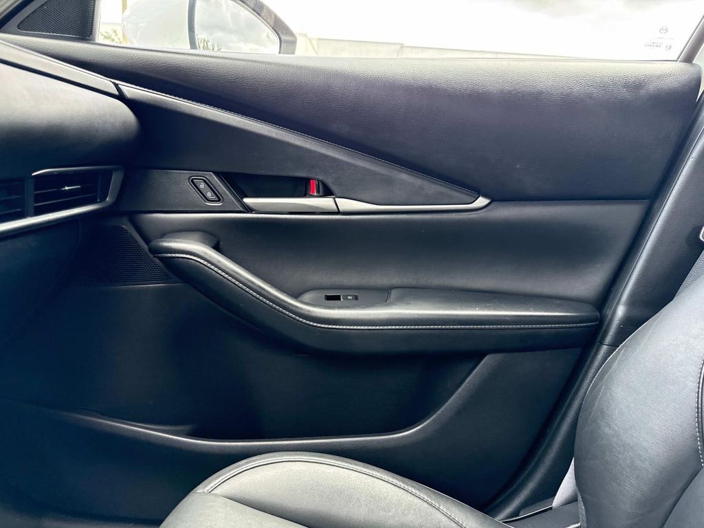 2021 Mazda CX-30 Select photo 24