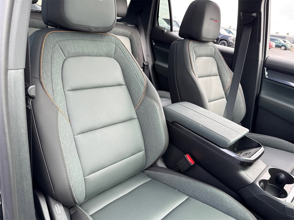 2026 GMC TERRAIN - Image 38