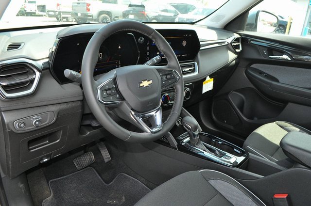 2026 Chevrolet Trailblazer LT photo 6