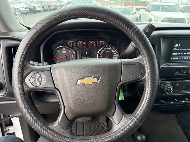 2017 Chevrolet Silverado 1500 Custom photo 9