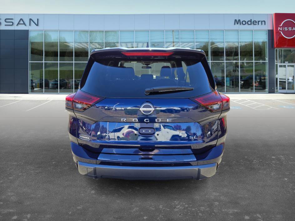 2024 Nissan Rogue SL photo 4