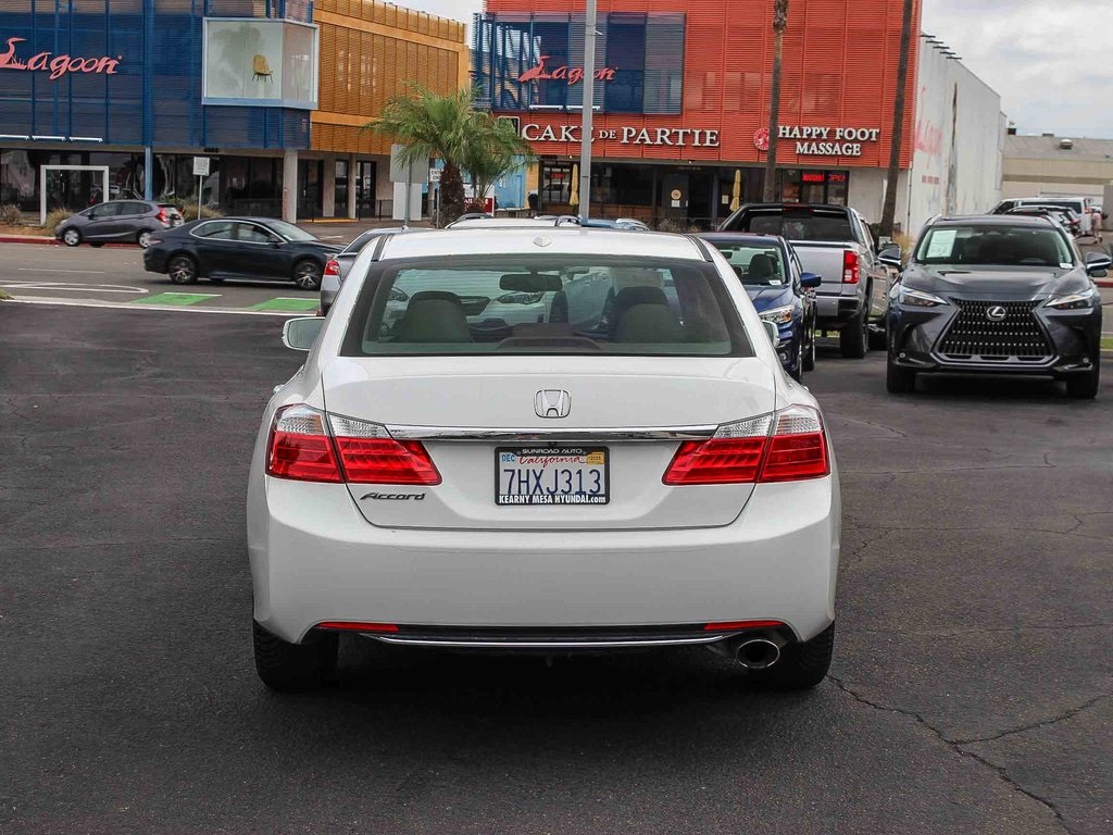 2015 Honda Accord EX-L photo 4