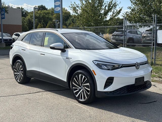 2025 Volkswagen ID.4 Pro photo 3