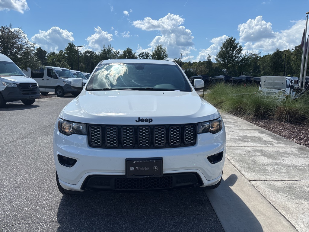 2019 Jeep Grand Cherokee Altitude photo 5