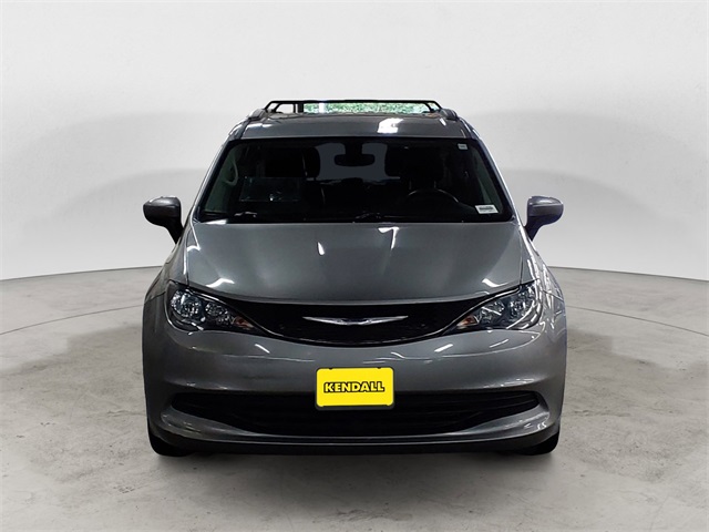 2020 Chrysler Voyager LXi photo 8