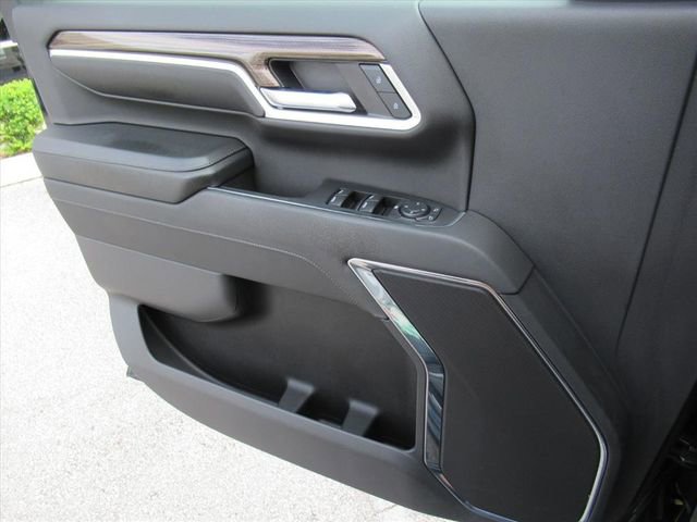 2024 Chevrolet Silverado 2500HD LT photo 26