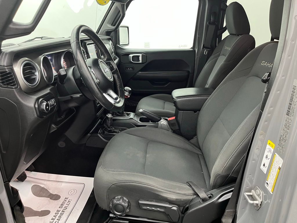 2018 Jeep Wrangler Unlimited Sahara photo 19