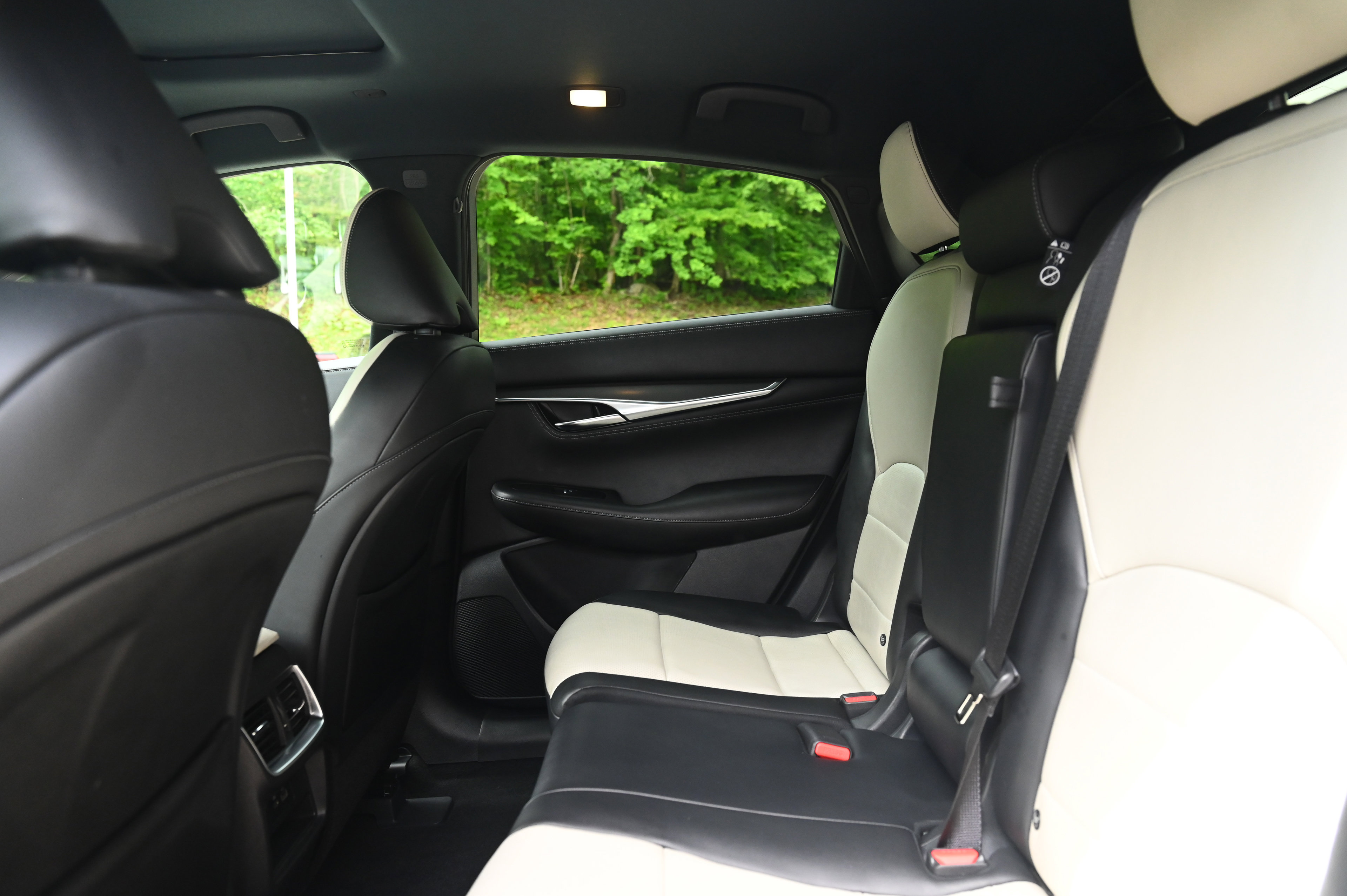 2024 Infiniti QX55 Luxe photo 27