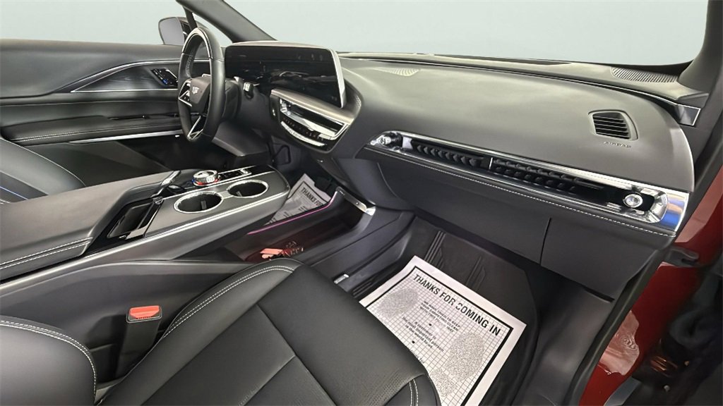 2024 Cadillac Lyriq Luxury photo 33