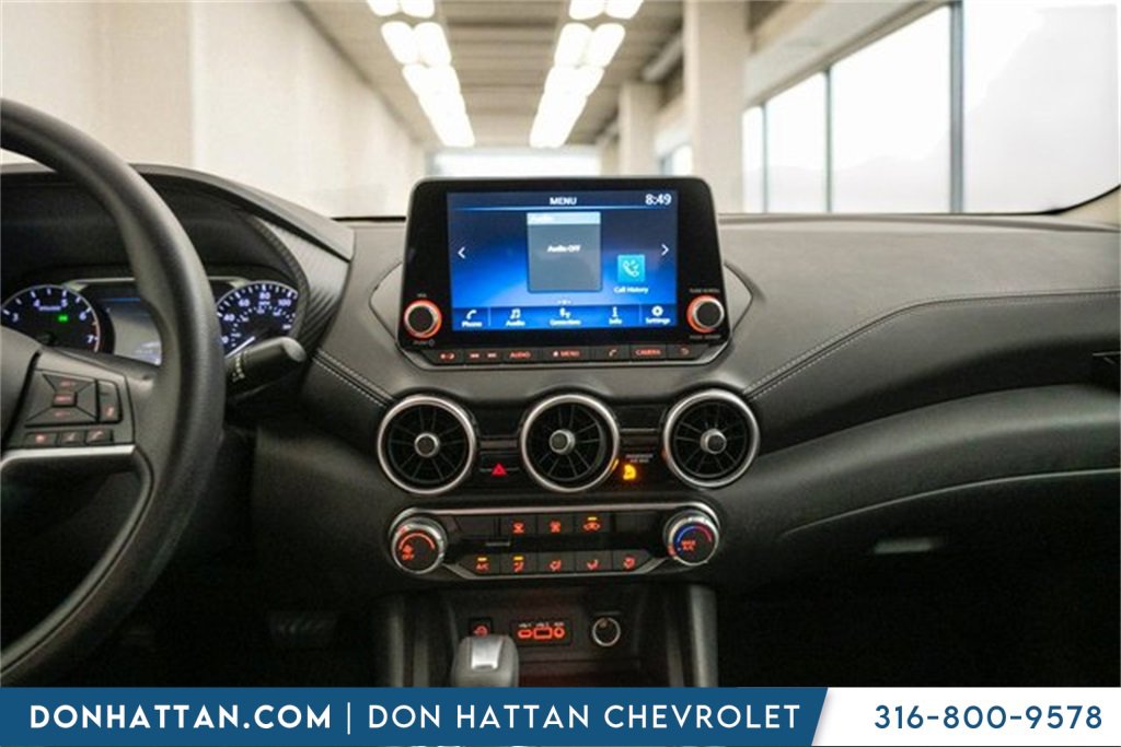 2024 Nissan Sentra SV photo 4