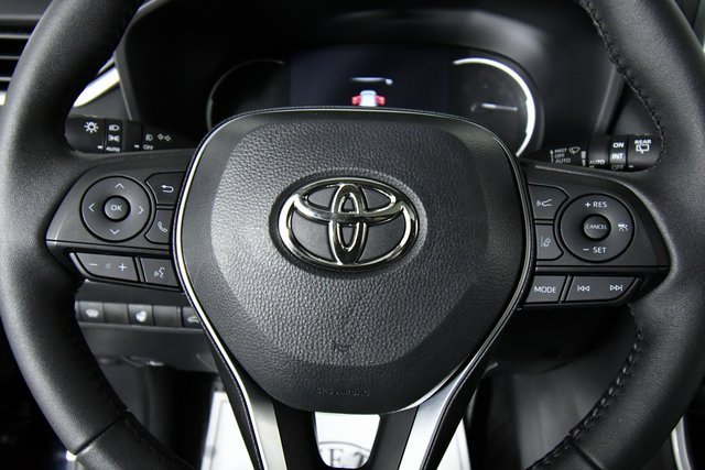 2023 Toyota RAV4 XLE Premium photo 2