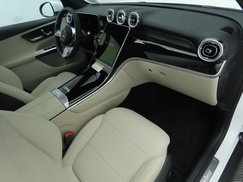 2026 Mercedes Benz GLC 300 4MATIC photo 16