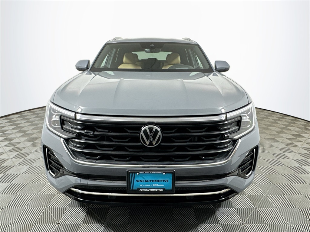 2024 Volkswagen Atlas Cross Sport SEL R-Line photo 3