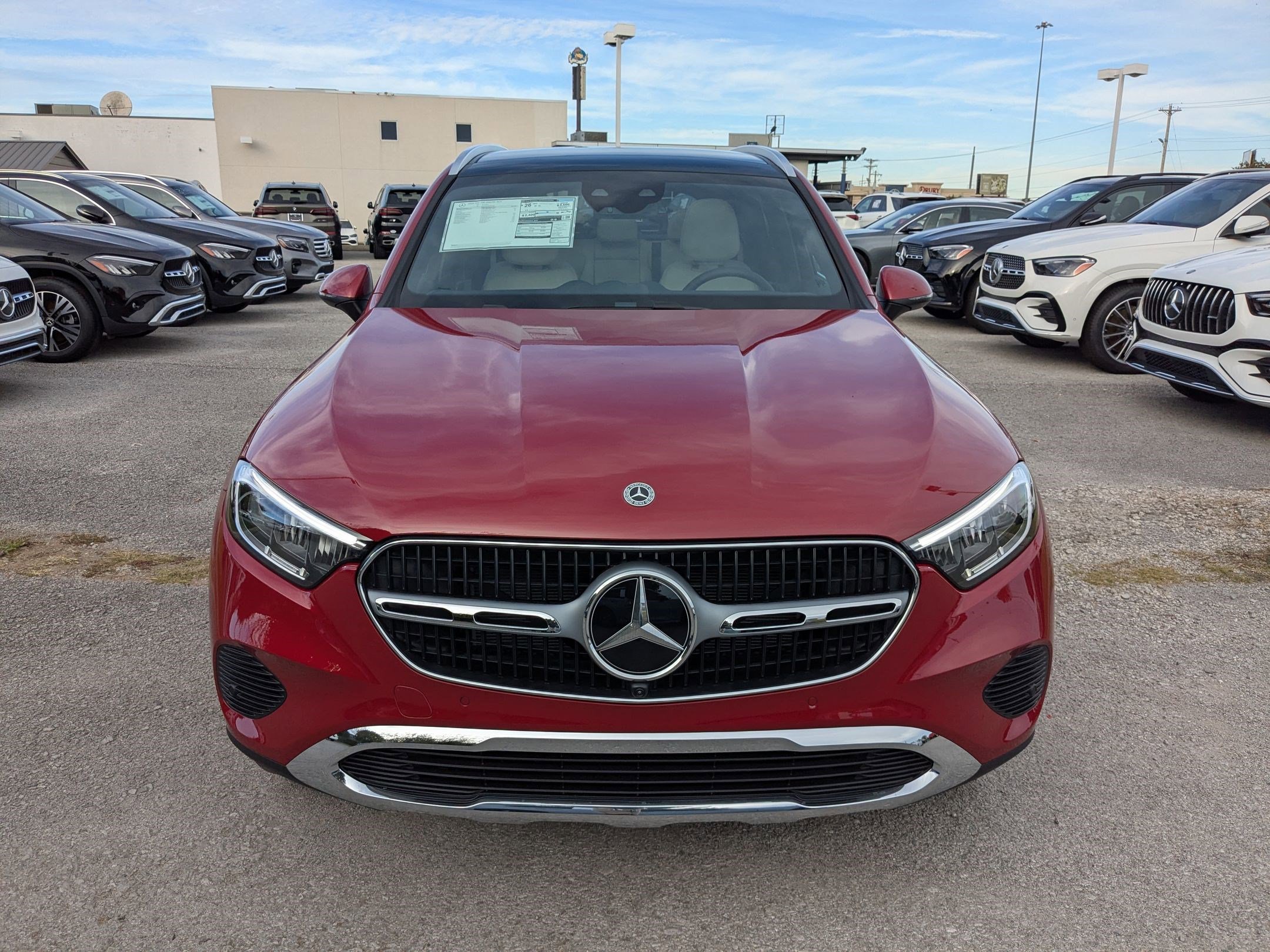 2026 Mercedes Benz GLC 300 4MATIC photo 2