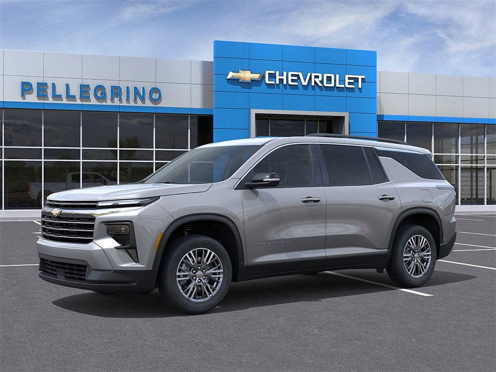 2026 Chevrolet Traverse photo 2