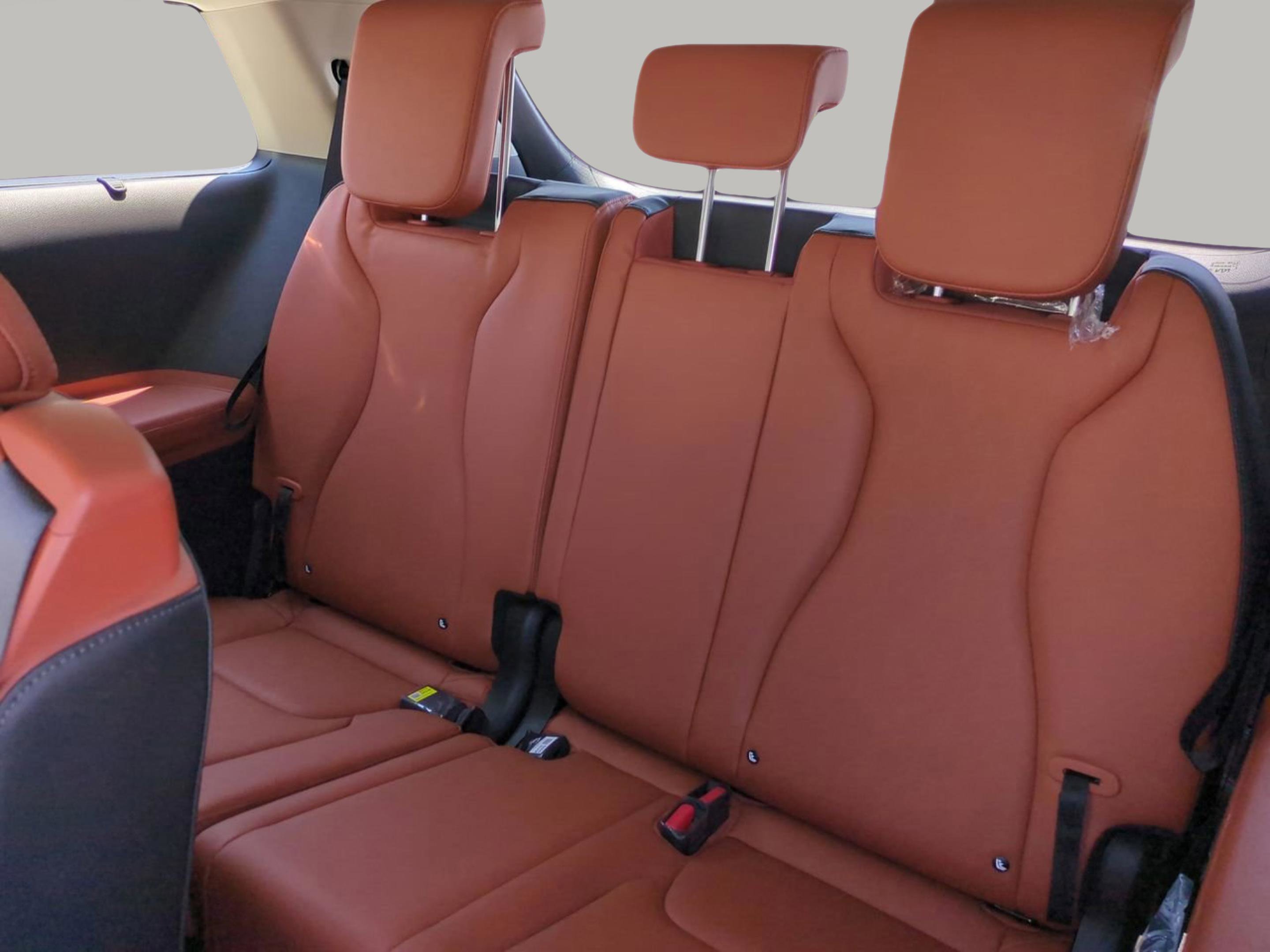 2026 Kia Carnival SX photo 28