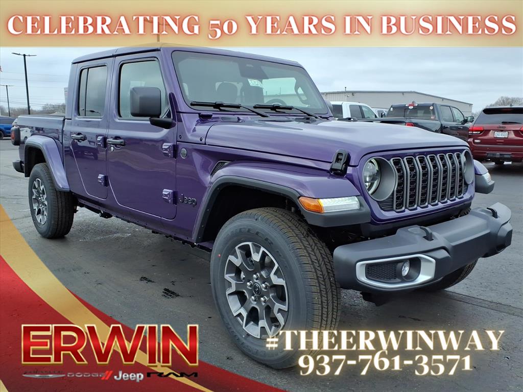 2026 Jeep Gladiator Sahara's photo