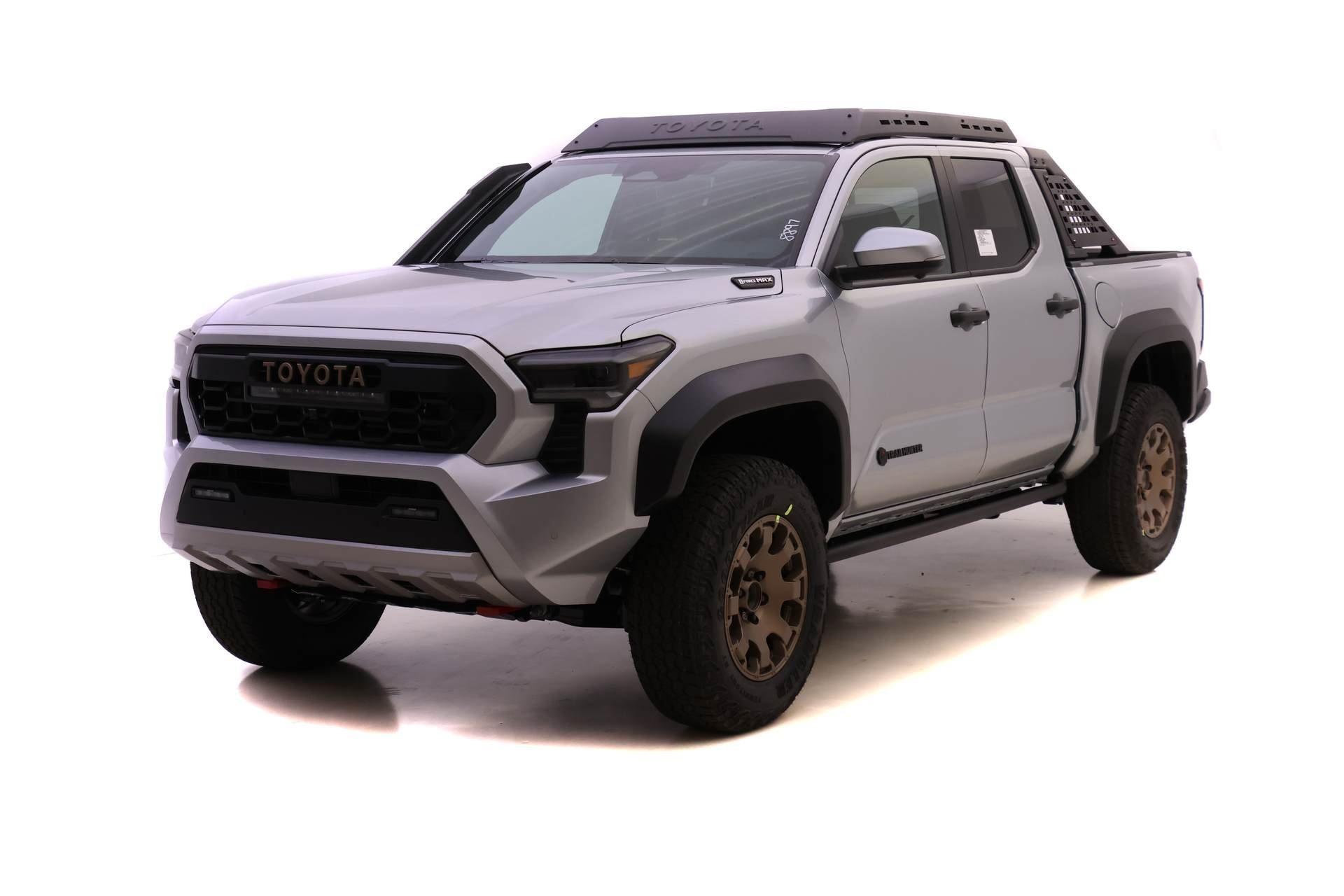2025 Toyota Tacoma Trailhunter's photo