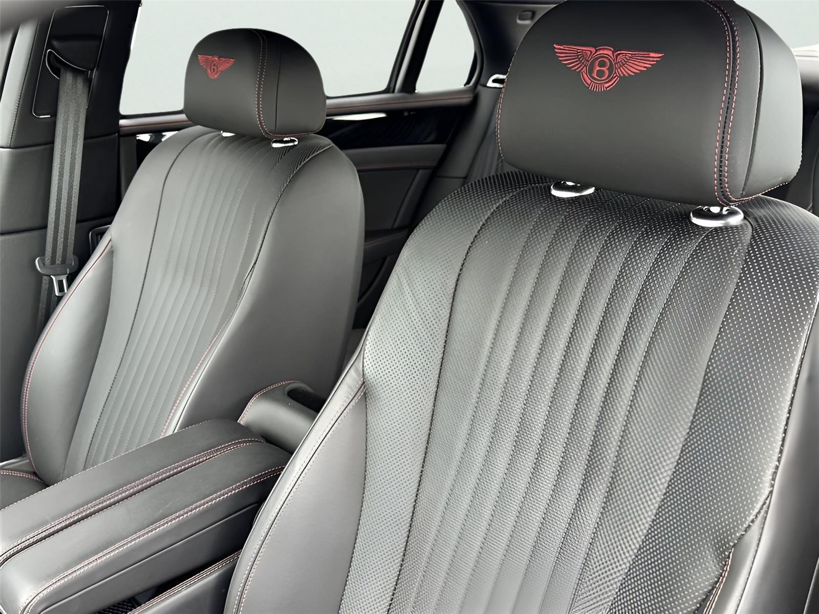 2018 Bentley Flying Spur V8 S photo 11
