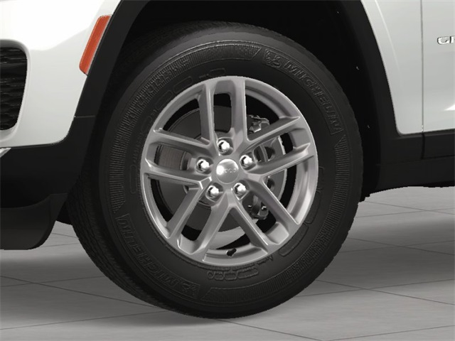 2025 Jeep Grand Cherokee Laredo X photo 9