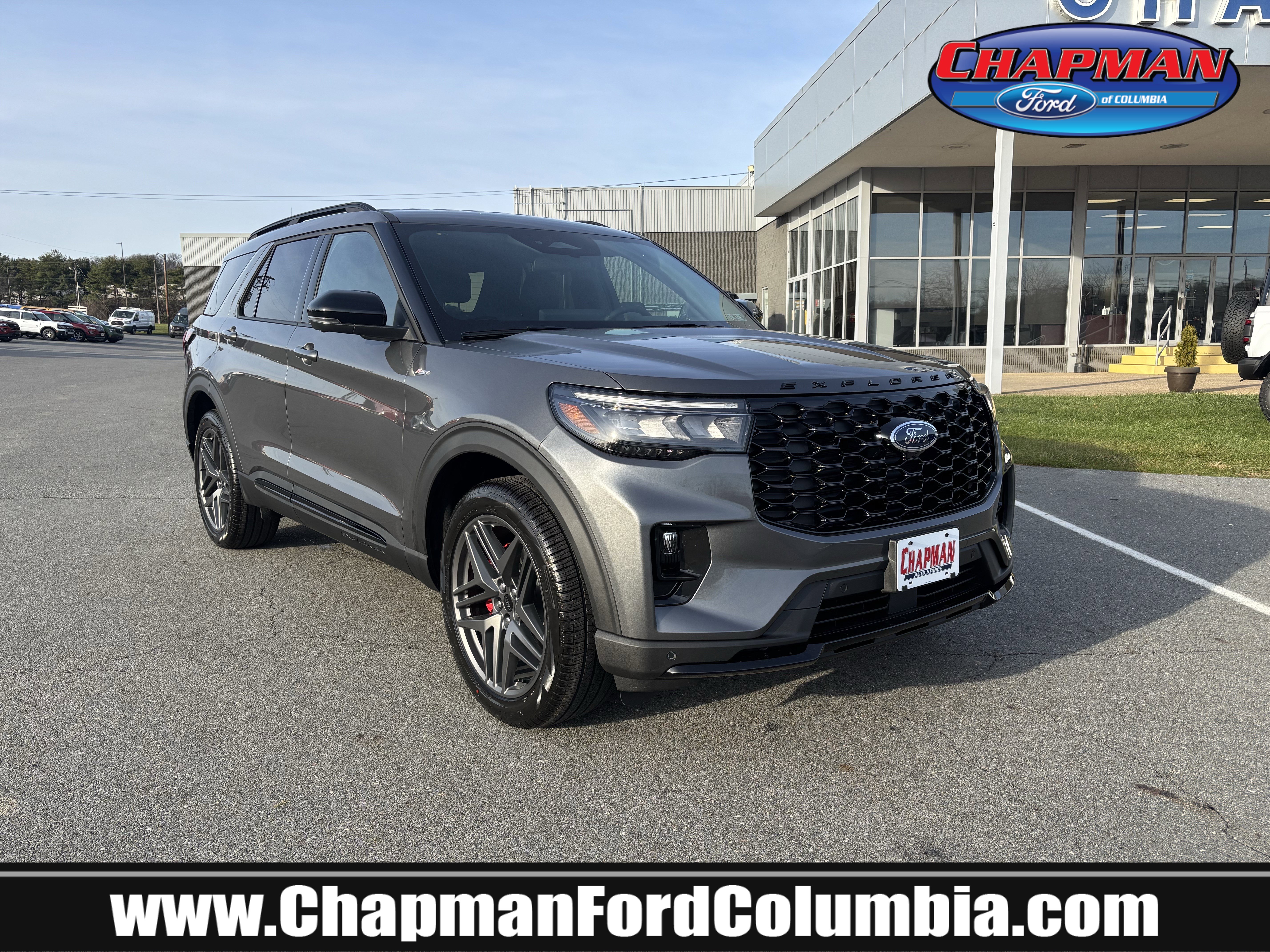2026 Ford Explorer ST-LINE's photo