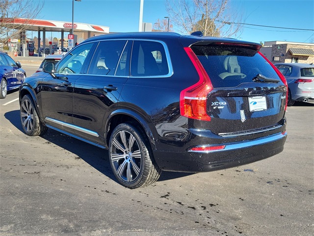 2025 Volvo XC90 Plus photo 3