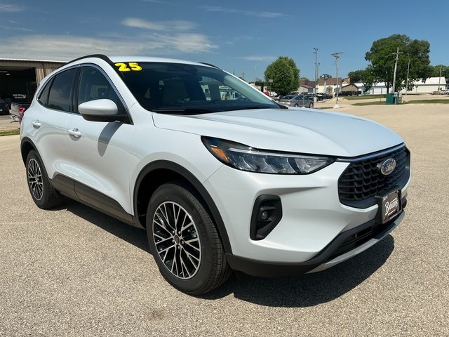 2025 Ford Escape Plug-In Hybrid Base photo 3