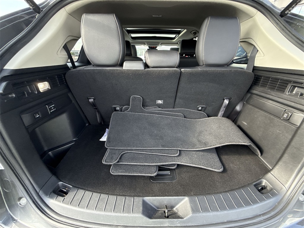 2024 Mazda CX-90 Plug-in Hybrid Premium photo 22