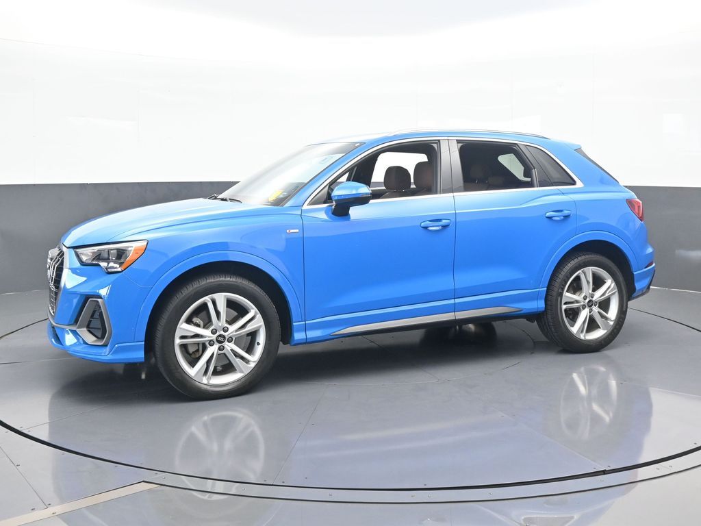 2022 Audi Q3