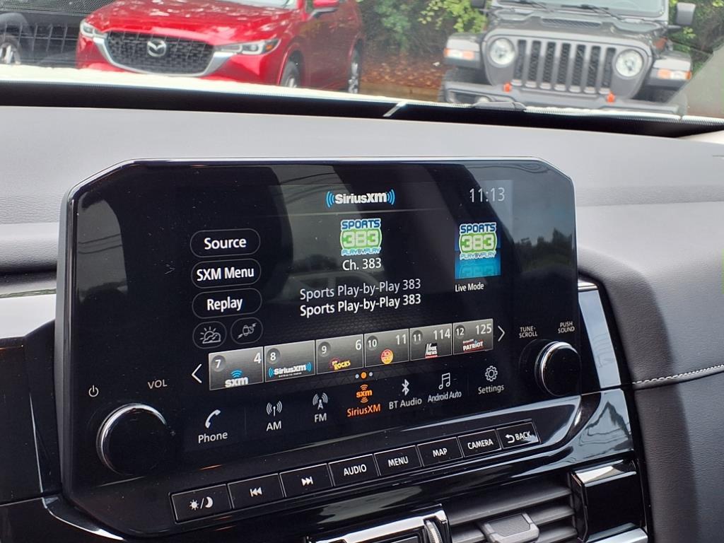 2023 Nissan Pathfinder SL photo 10
