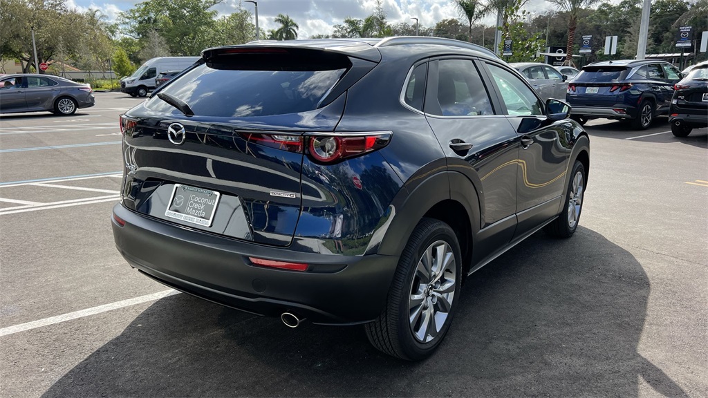2024 Mazda CX-30 2.5 S Preferred photo 2