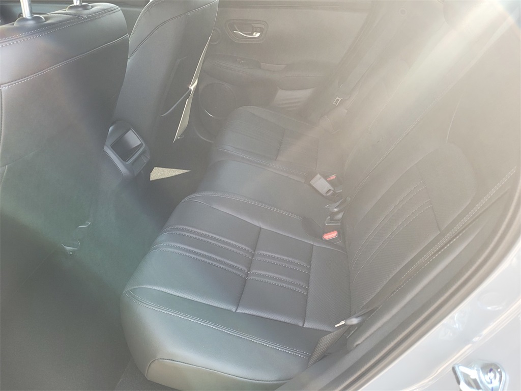 2026 Honda HR-V EX-L photo 5