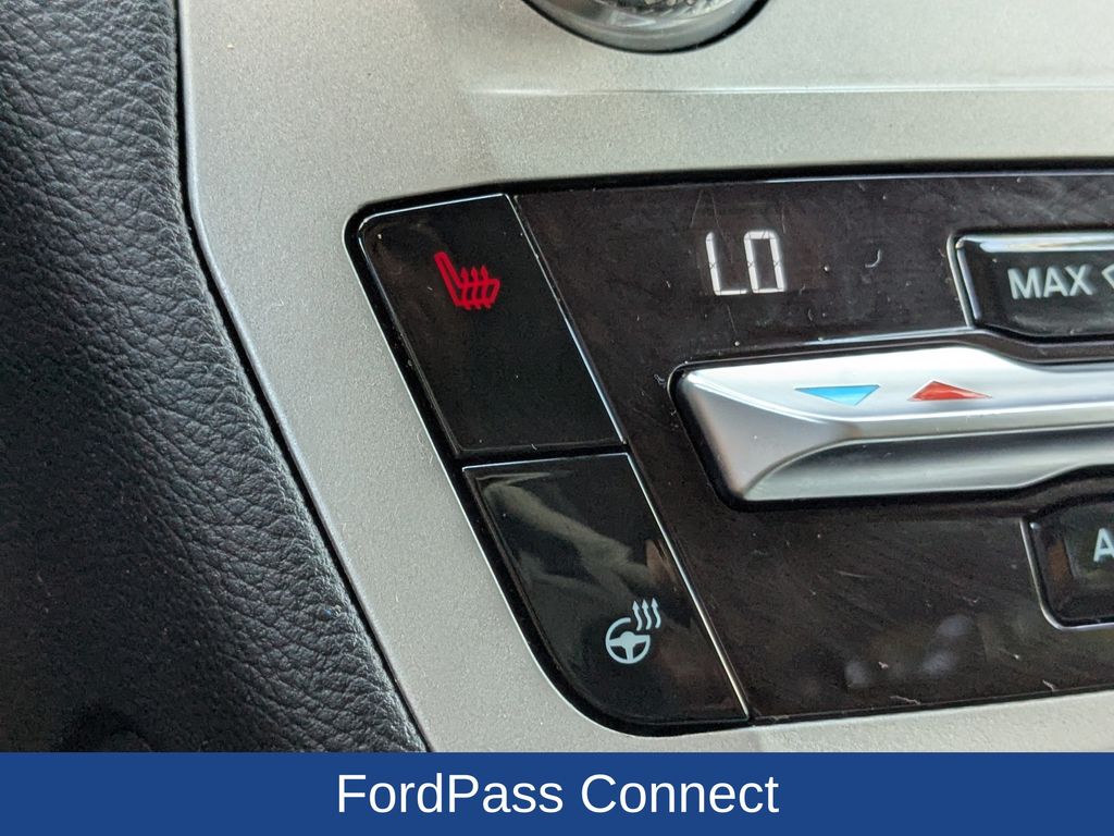 2021 Ford Explorer XLT photo 22