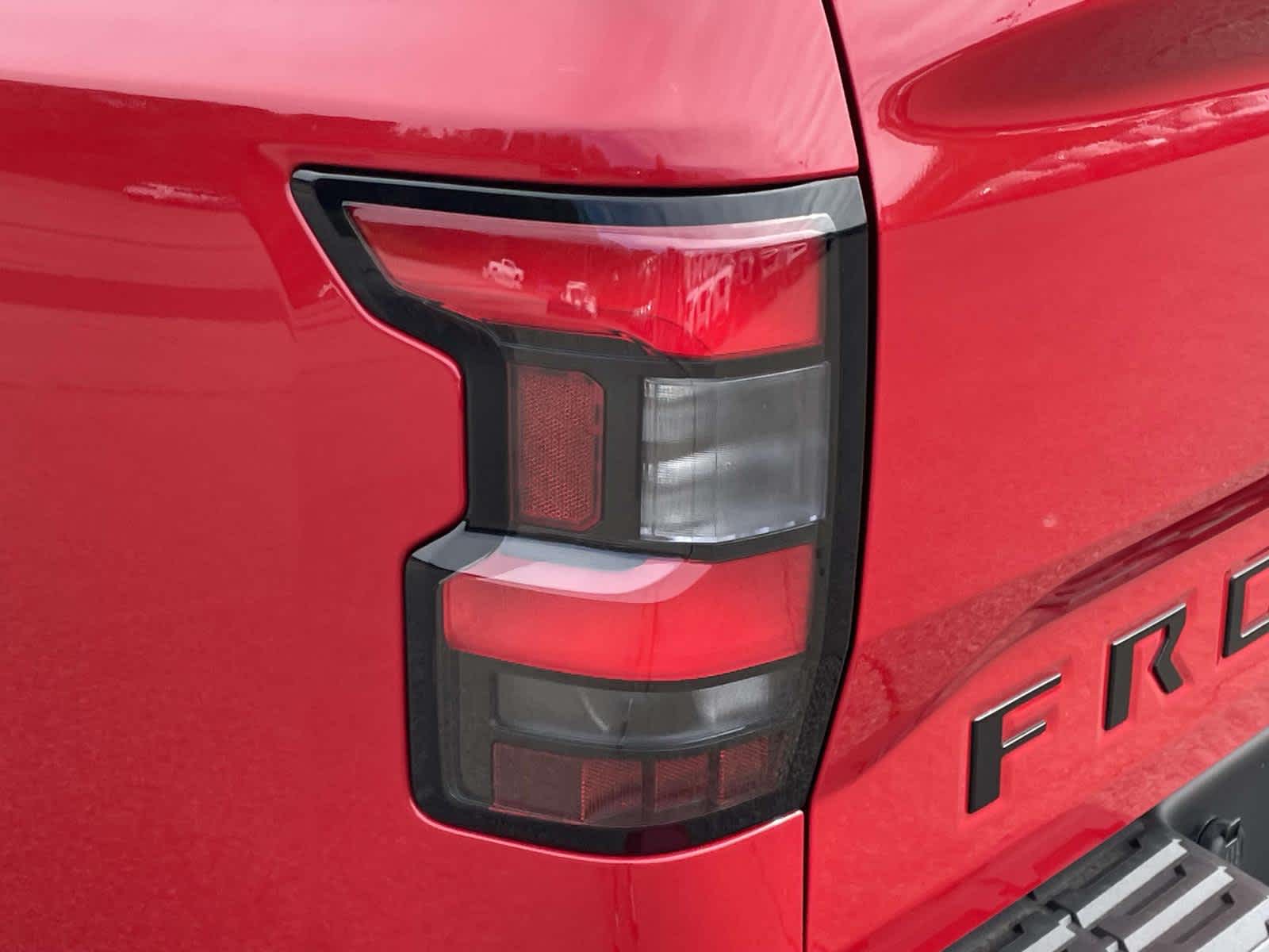 2026 Nissan Frontier Crew Cab SV photo 10