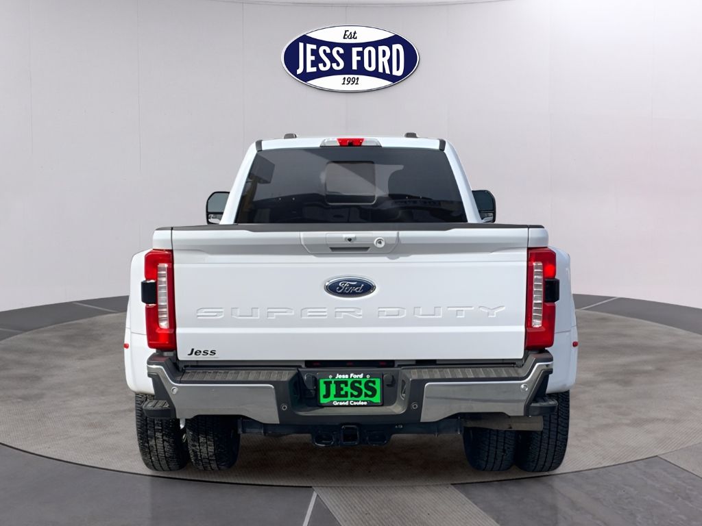 PreOwned 2023 Ford F350 LARIAT 4 Door Crew Cab Long Bed Truck in