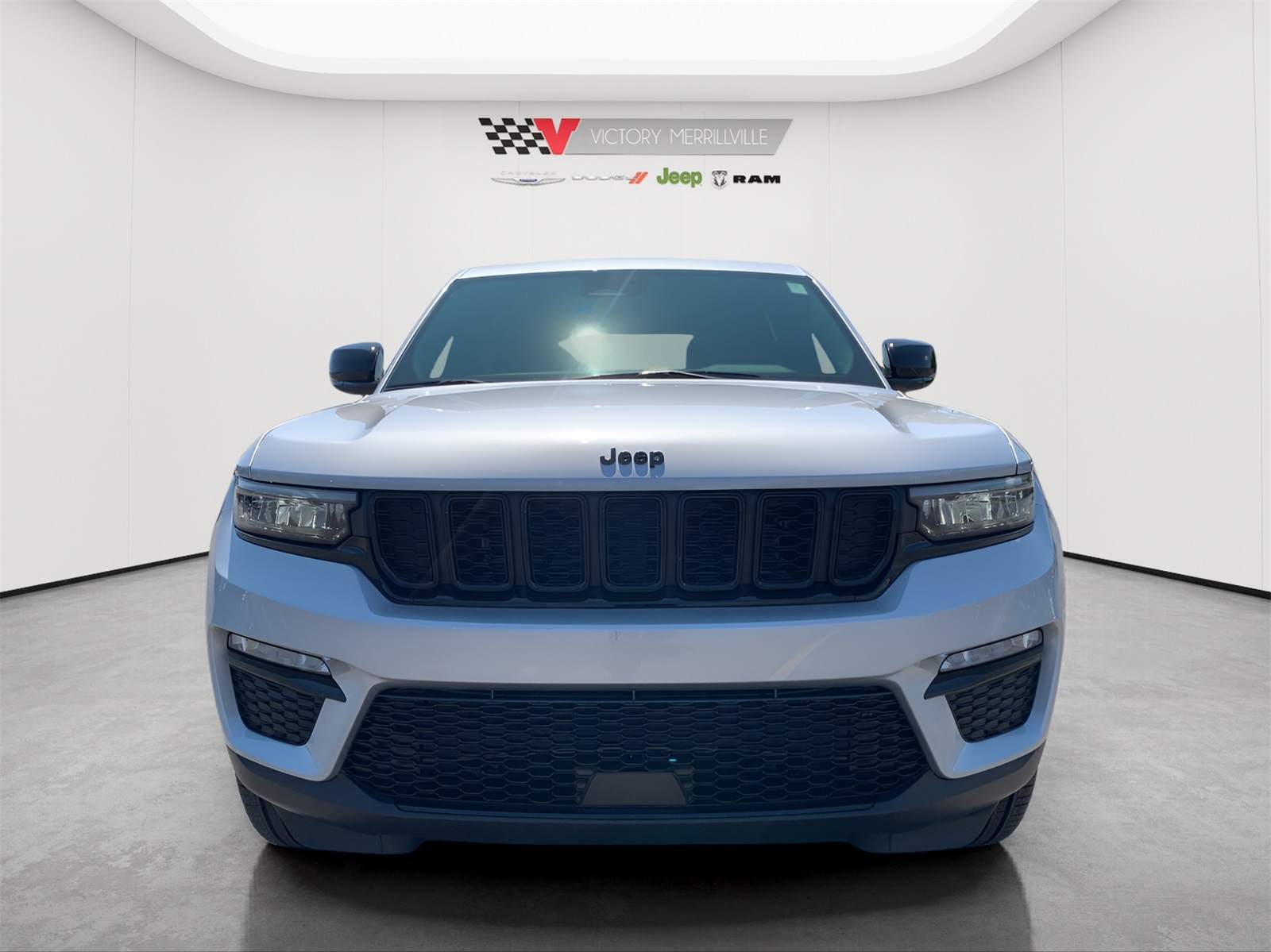 2025 Jeep Grand Cherokee Limited photo 7