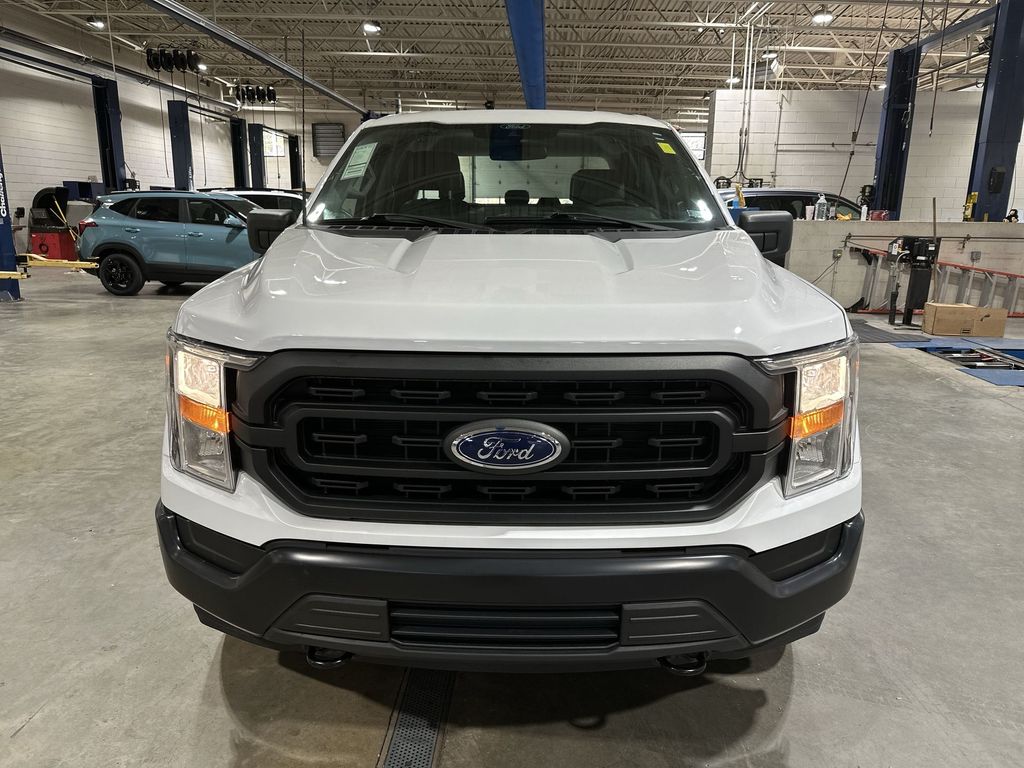 2021 Ford F-150 XL photo 3