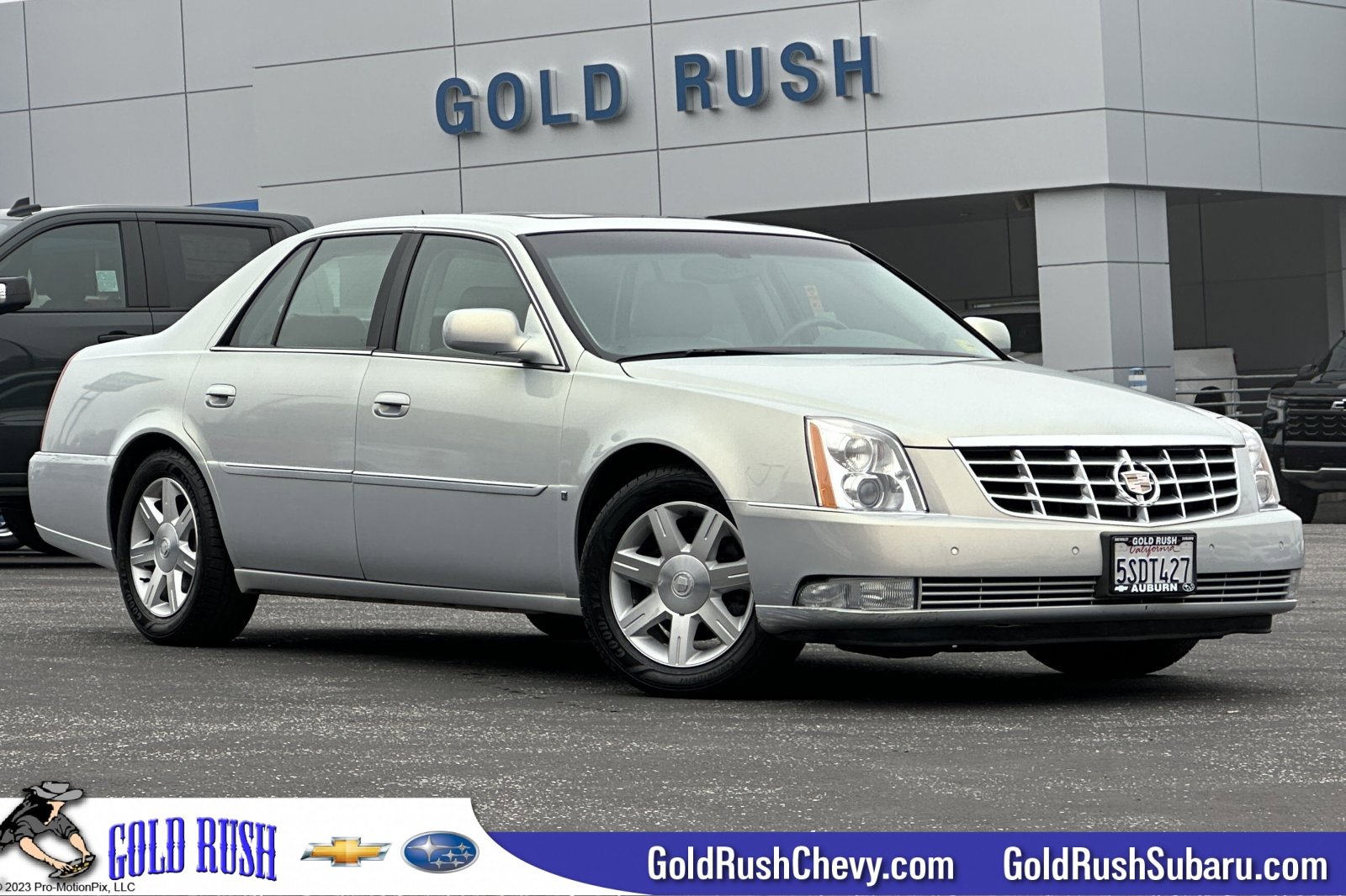 2006 Cadillac DTS's photo