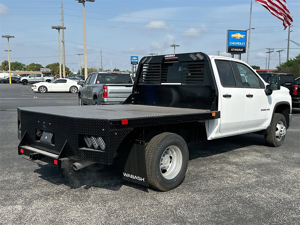 2024 Chevrolet Silverado 3500HD photo 4
