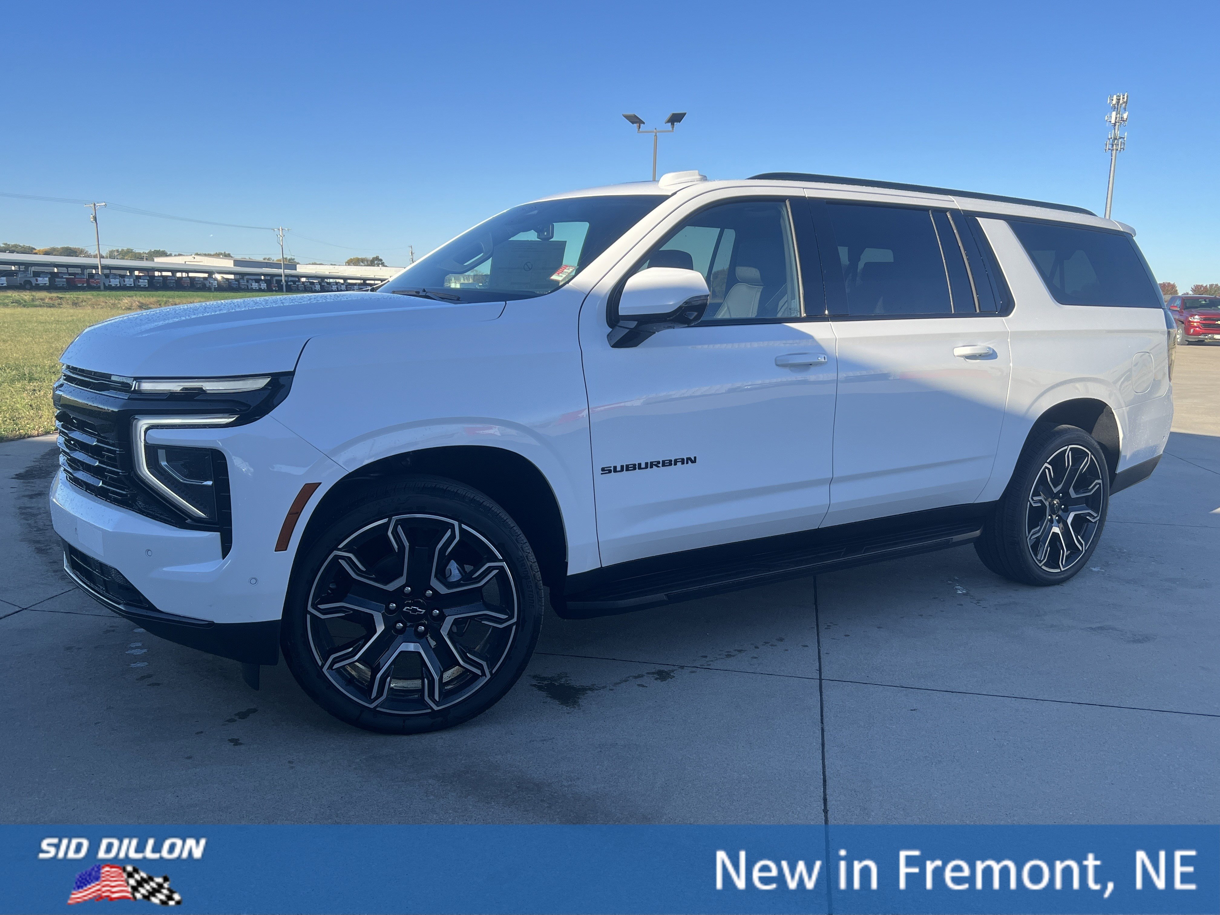 2026 Chevrolet Suburban RST's photo