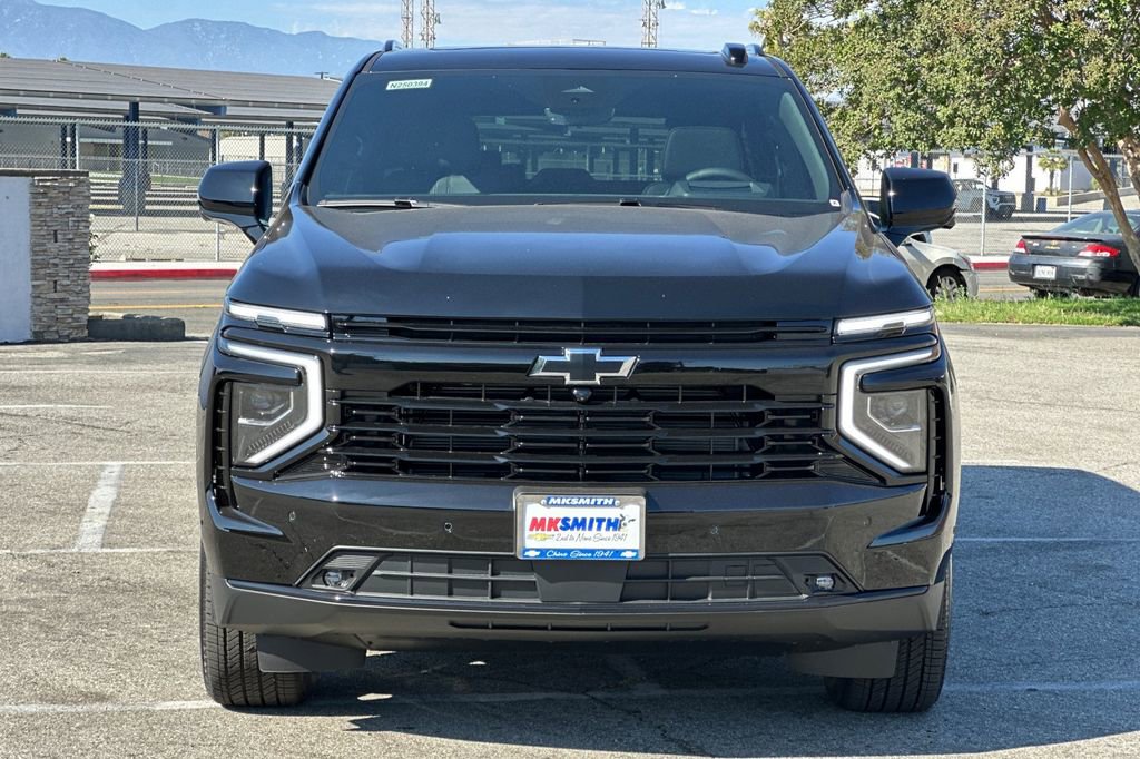 2025 Chevrolet Suburban RST photo 8