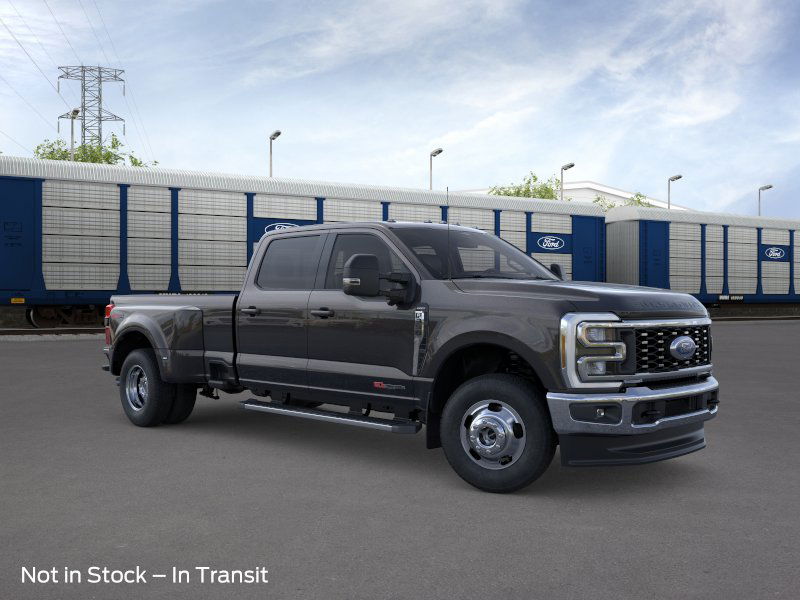 2026 Ford F-350 Lariat photo 4