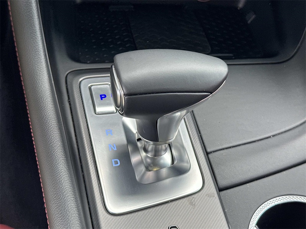 2025 Genesis G70 2.5T photo 20