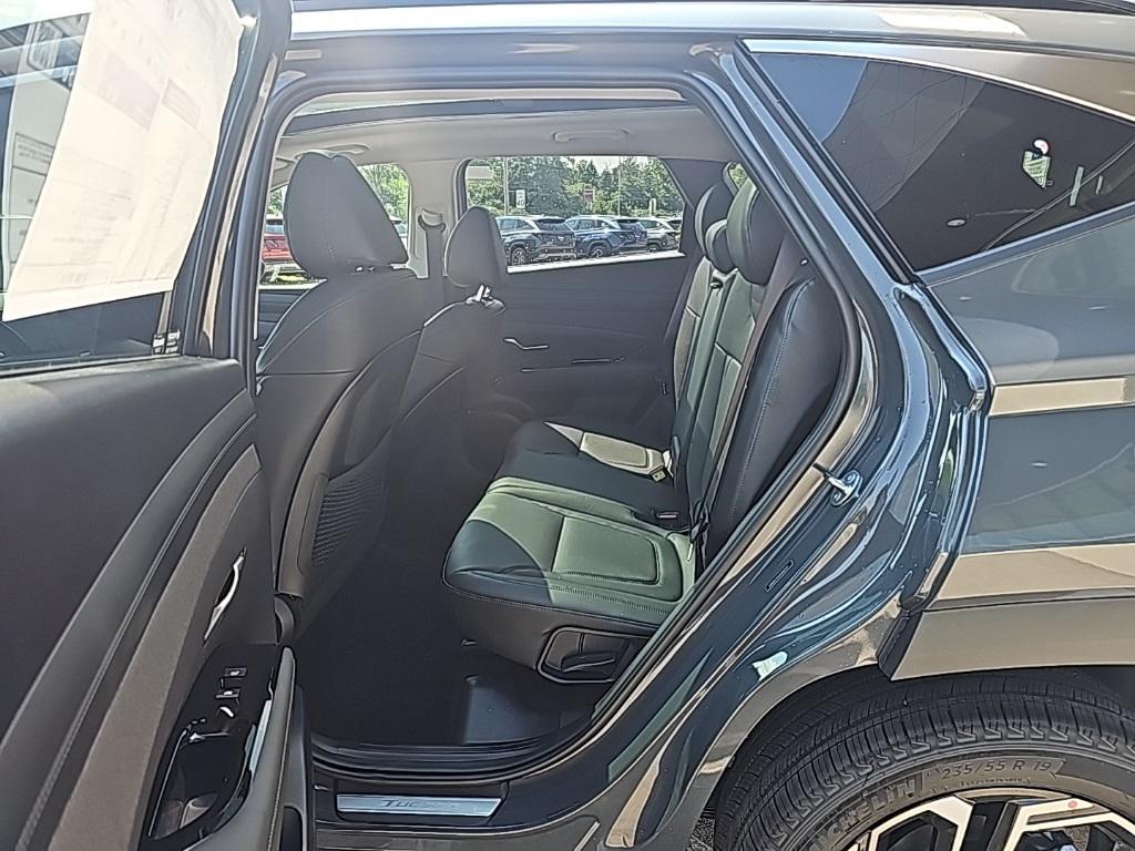 2025 Hyundai Tucson Limited photo 27