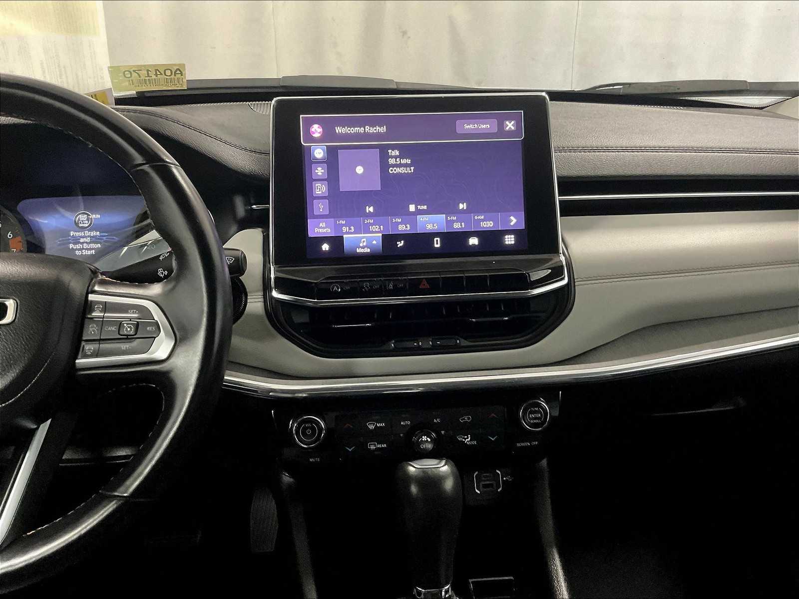 2022 Jeep Compass Limited photo 17