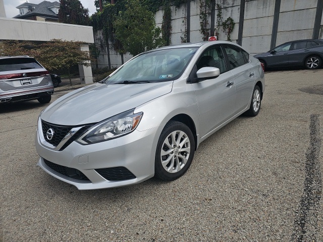 2019 Nissan Sentra SV photo 2