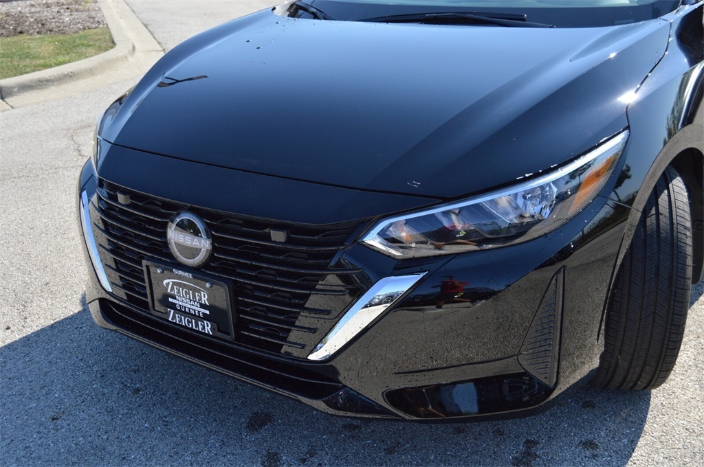 2025 Nissan Sentra SV photo 11
