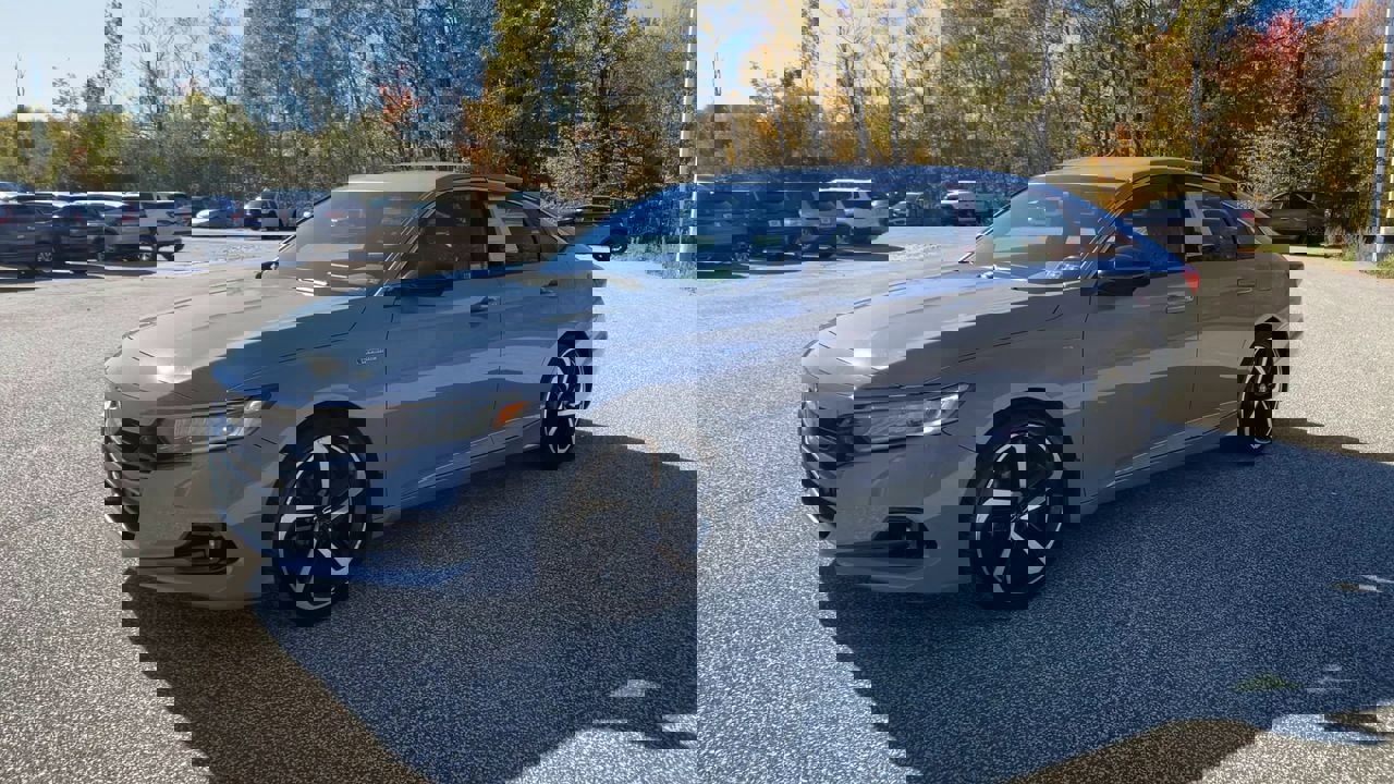 2022 Honda Accord Sport Hybrid photo 4