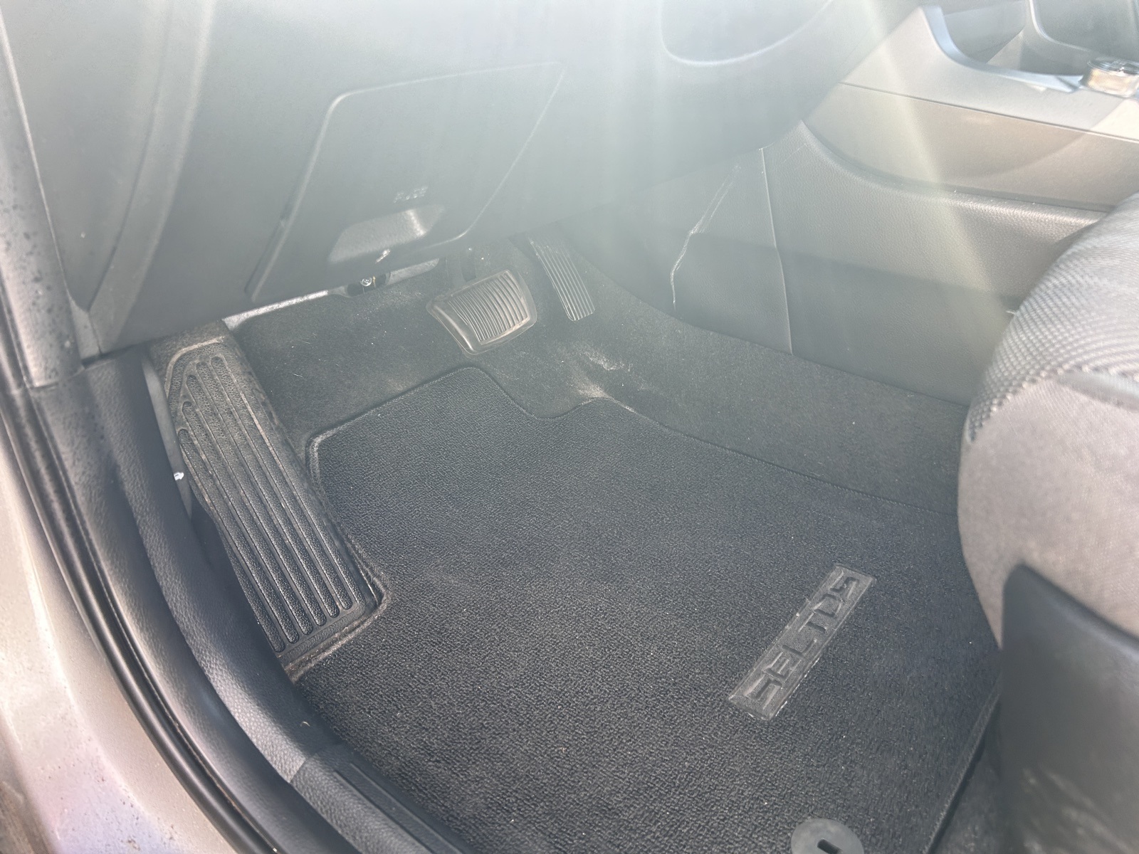 2021 Kia Seltos LX photo 15